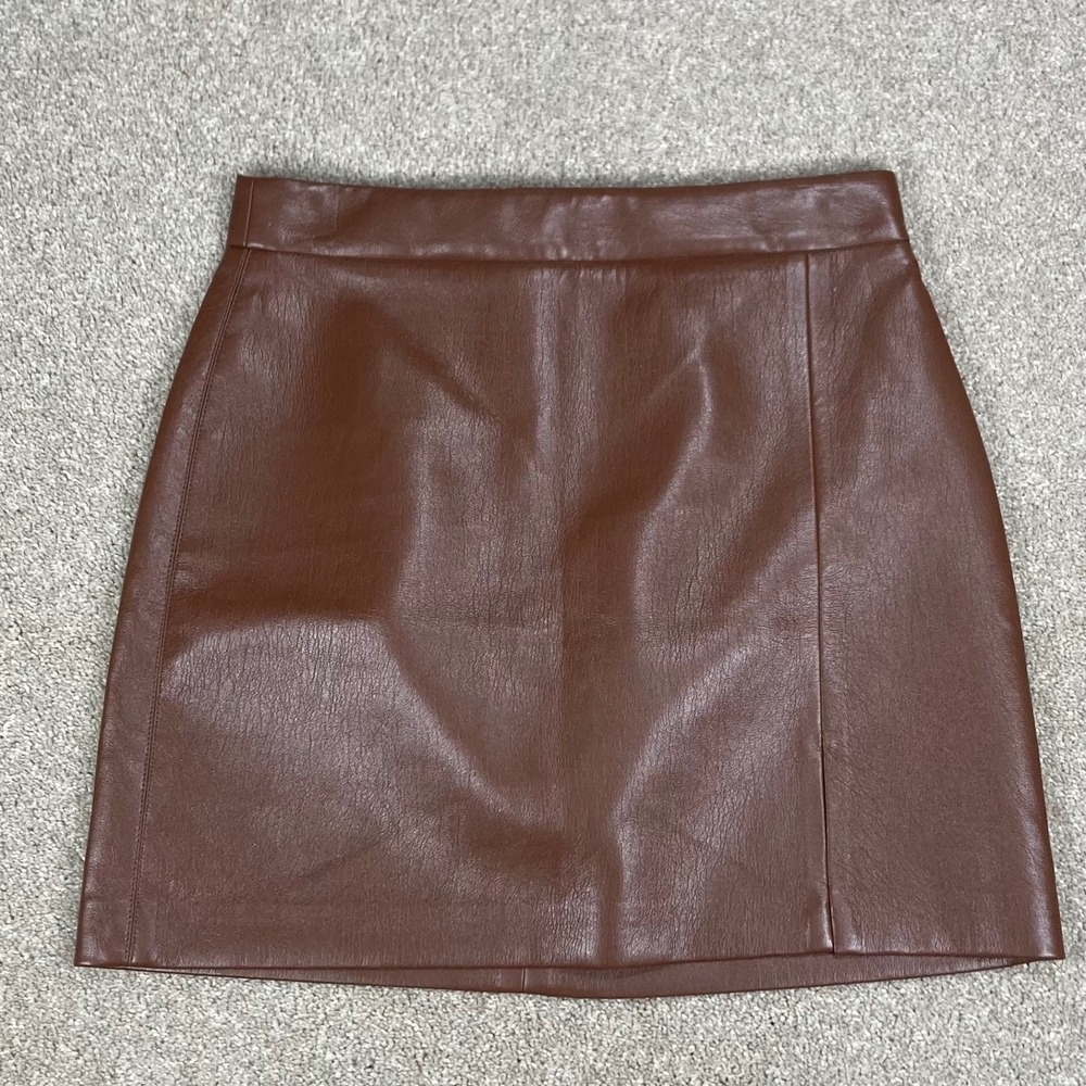 Wilfred Aritzia Vegan Leather Mini Skirt Womens 4 Brown Front Slit Academia New - Picture 2 of 13